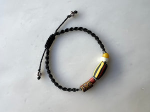 #1 Antique Venetian Beads Macrame Bracelet / アンティーク　ベネチアンビーズ　マクラメ編み　ブレスレット