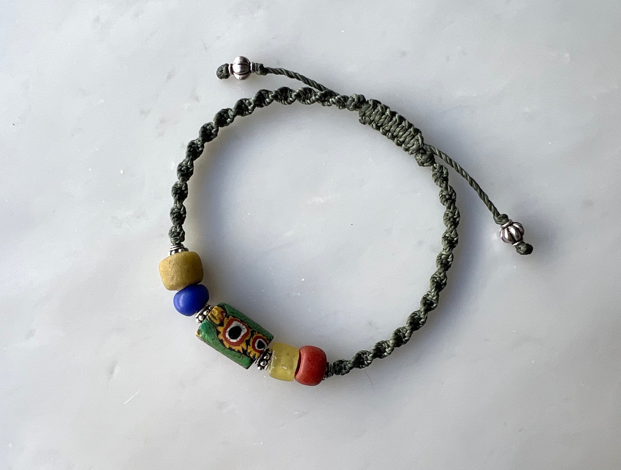 #3 Antique Venetian Beads Macrame Bracelet / アンティーク　ベネチアンビーズ　ブレスレット