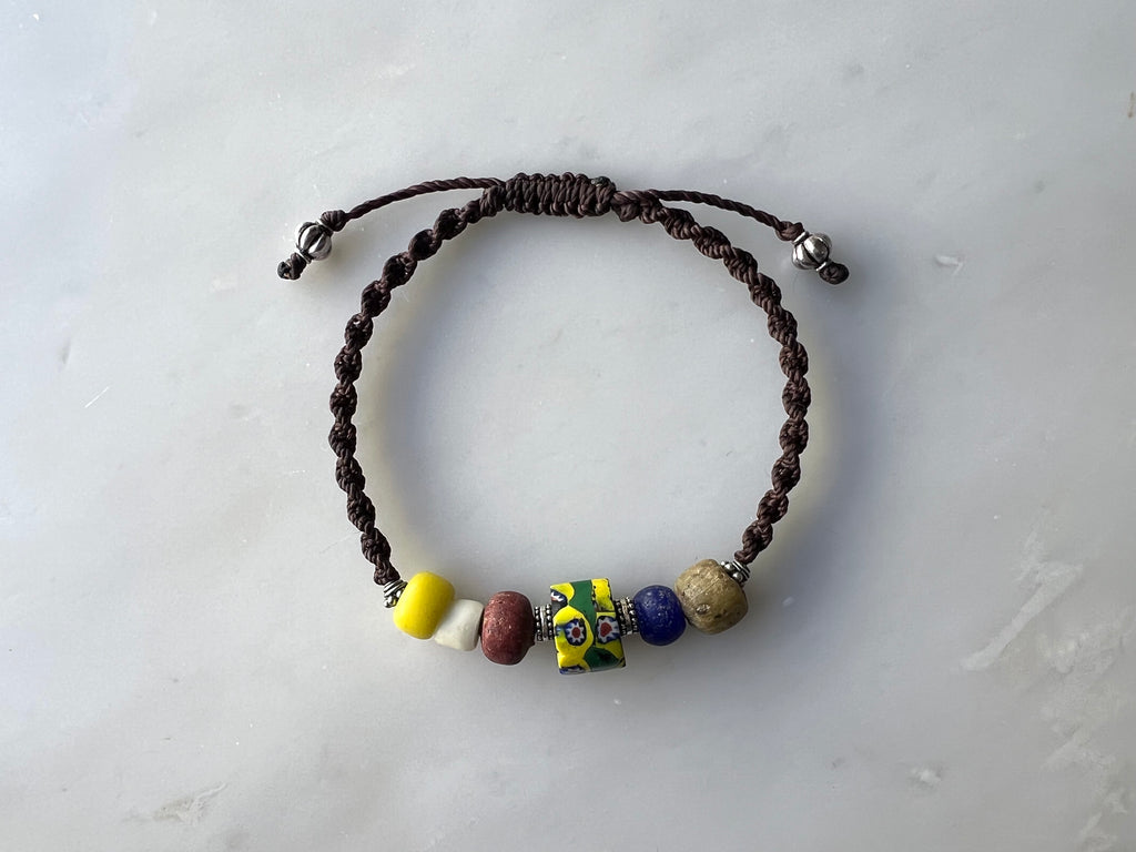 #9  Antique Venetian Beads Macrame Bracelet / アンティーク　ベネチアンビーズ　マクラメ編み　ブレスレット
