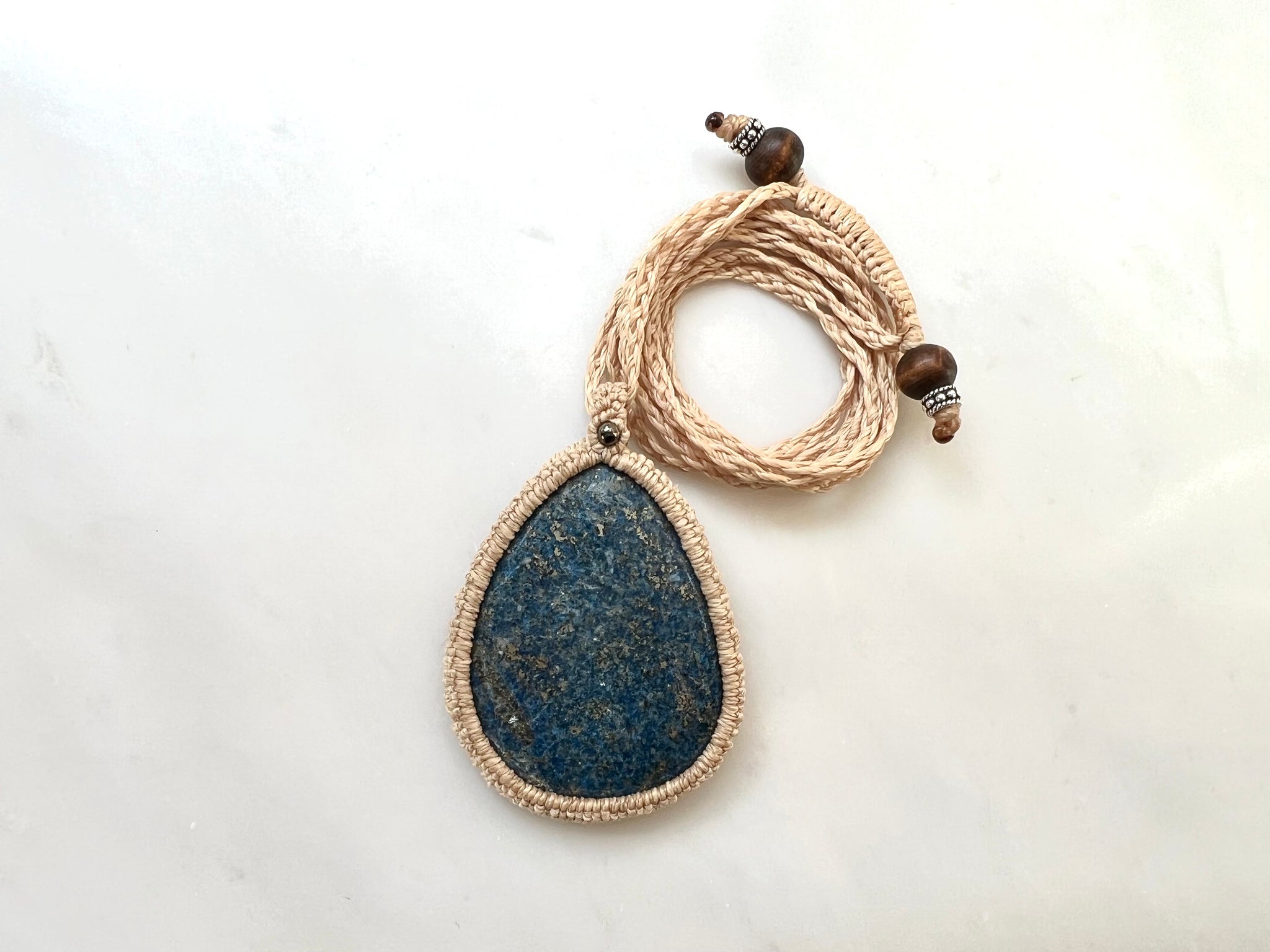 #2 Lapis Lazuli Macrame Necklace / ラピスラズリ　マクラメ編み　ネックレス