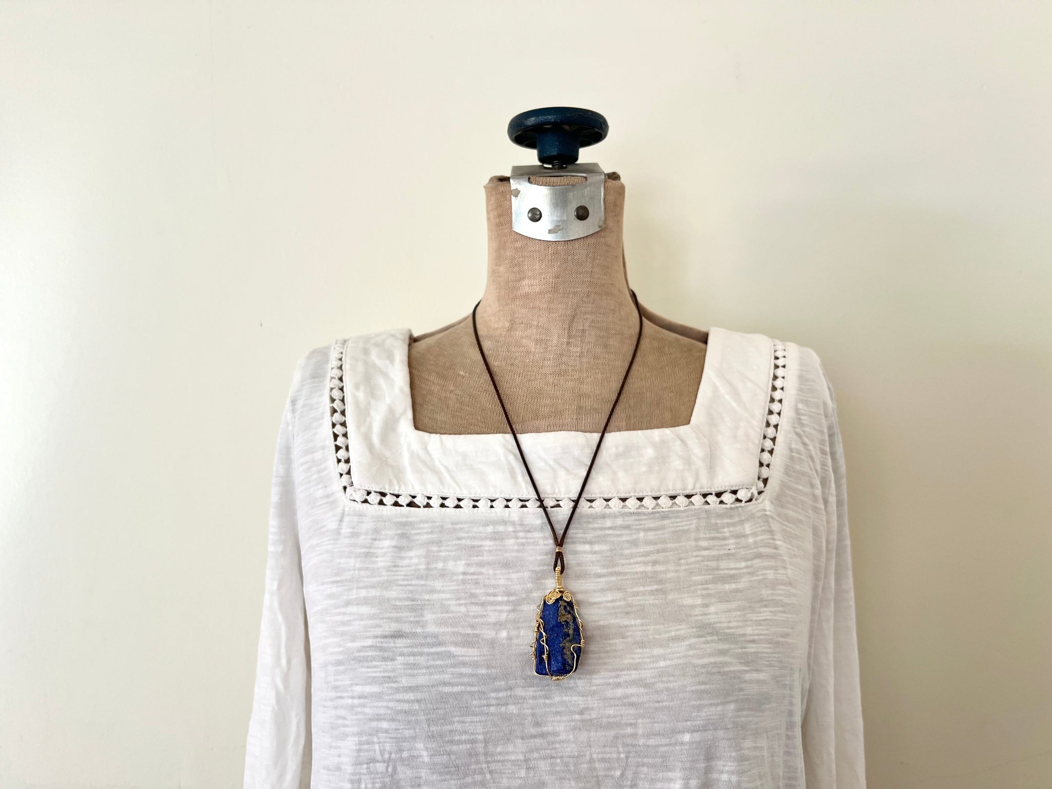 #1  Raw Lais Lazuli Wire Wrapped Necklace 14K Gold Filled / 原石　ラピスラズリ　ワイヤーラップド　ネックレス　14K ゴールドフィルド