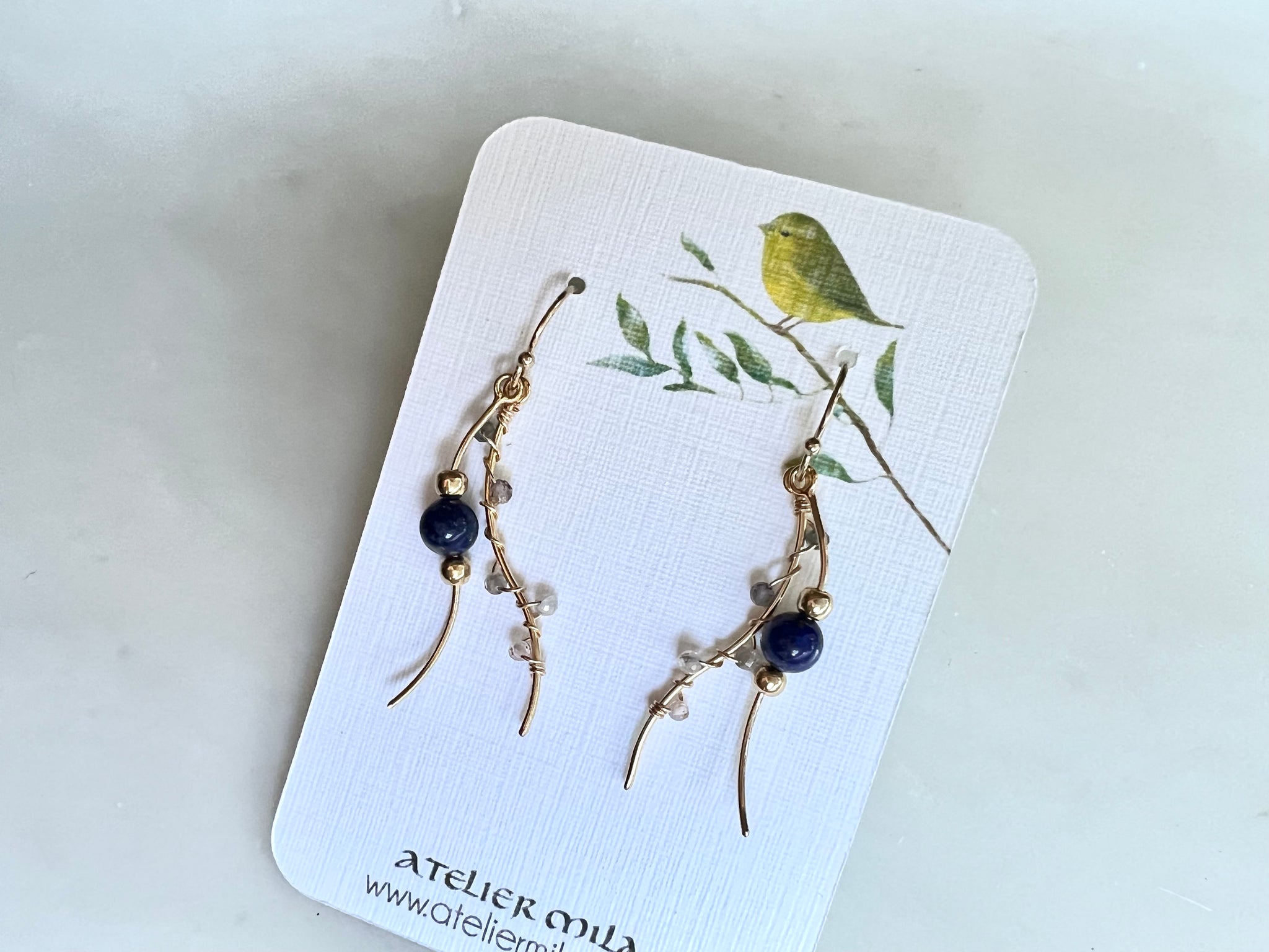 Lapis Lazuli Spinel Wavy Metal Bar Earrings 14K Gold Filled / ラピスラズリ　スピネル　波型メタルバー　ピアス　14K ゴールドフィルド