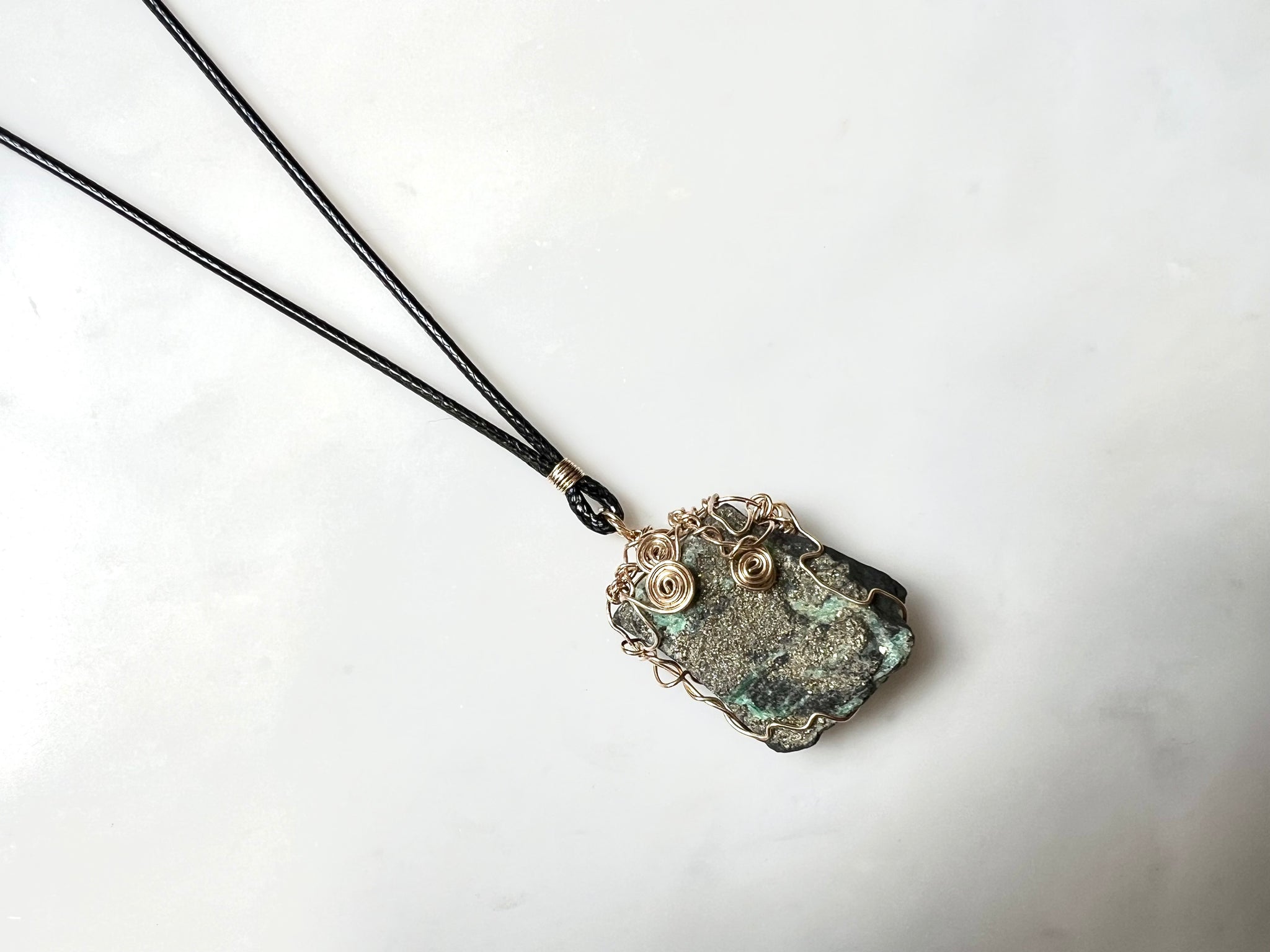 #2 Raw Emerald Necklace 14K Gold Filled / 母岩付きエメラルド　ネックレス 14K ゴールドフィルド