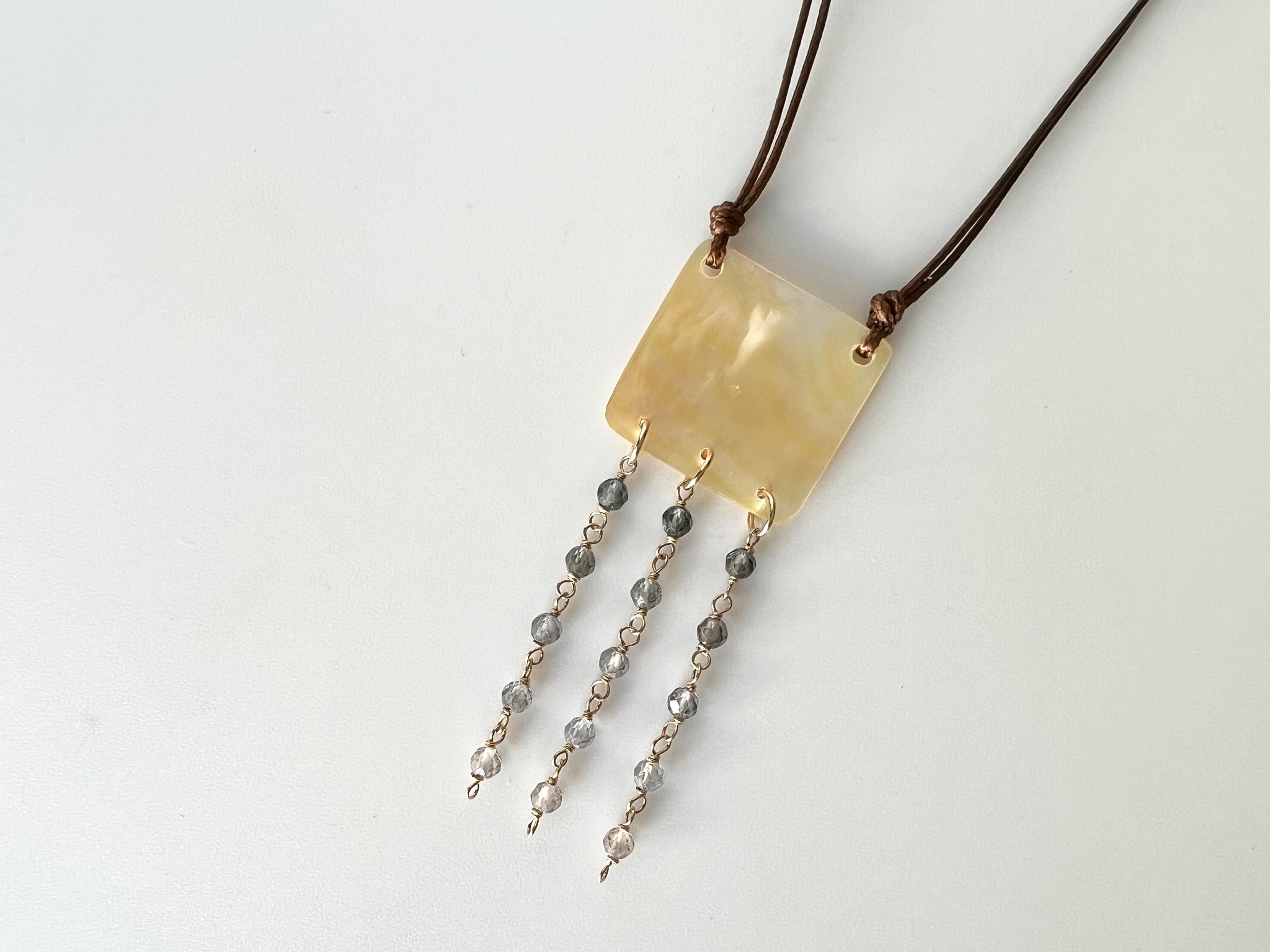 2 Spinel, Mother of Pearl Necklace 14K Gold Filled / スピネル