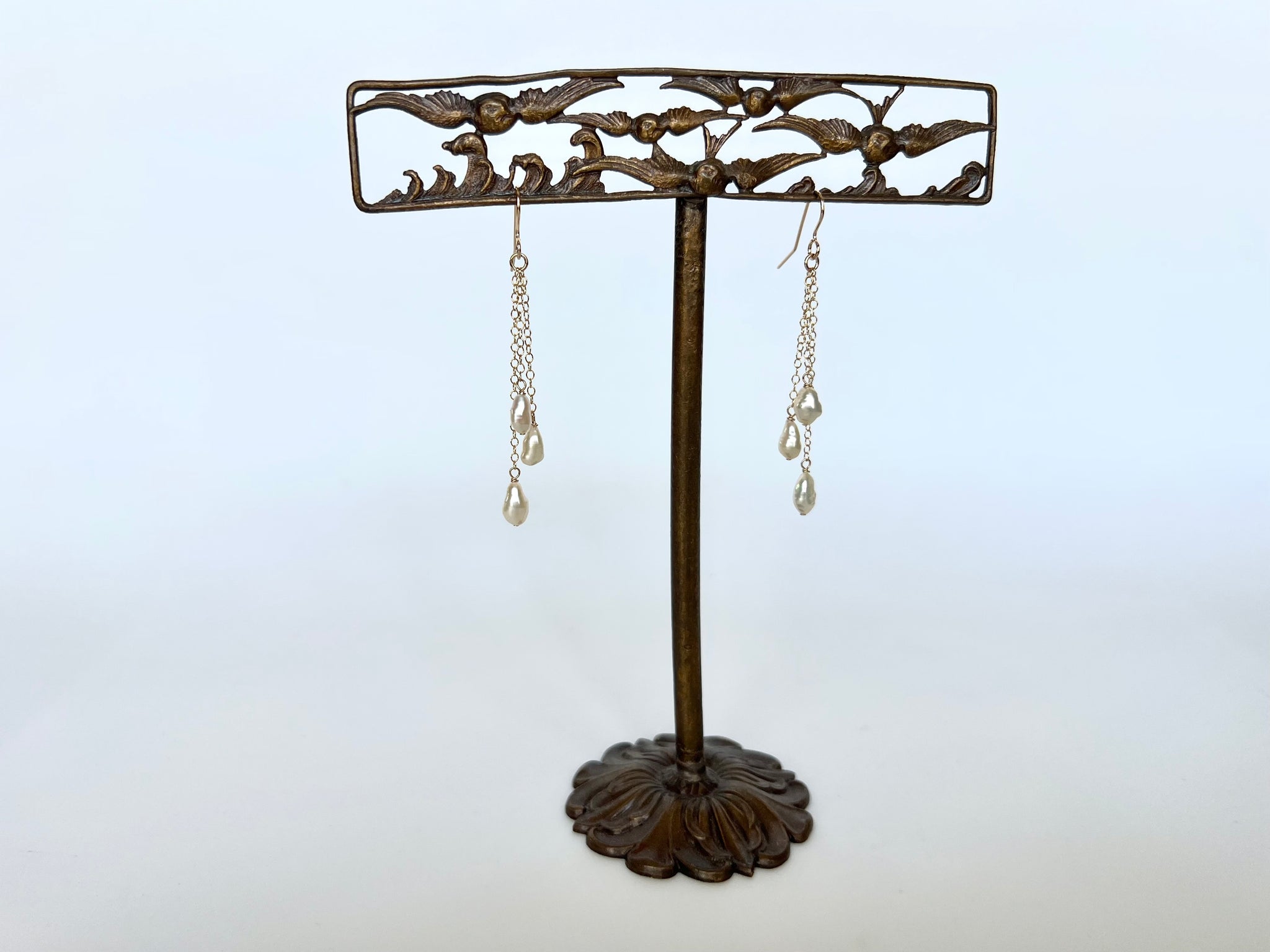 Fresh Water Pearl Dangle Earrings 14K Gold Filled / 淡水パール　揺れるピアス　14K ゴールドフィルド