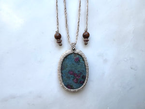 Ruby in Kyanite Macrame Necklace / ルビーインカイヤナイト　マクラメ編み　ネックレス