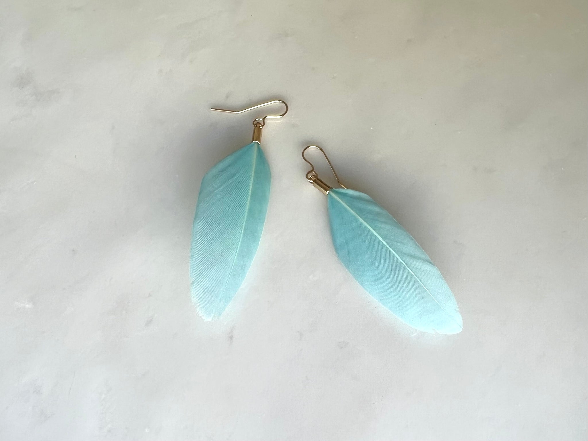Feather Lt. Blue Earrings 14K Gold Filled / フェザー　ライトブルー　ピアス　14K  ゴールドフィルド