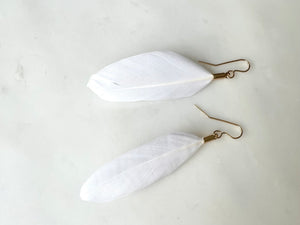 Feather White Earrings 14K Gold Filled / フェザー　ホワイト　ピアス　14Kゴールドフィルド