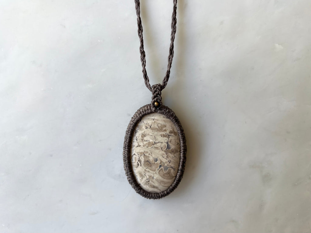 #1 Fossilized Coral Macrame Necklace /  化石珊瑚　マクラメ編み　ネックレス